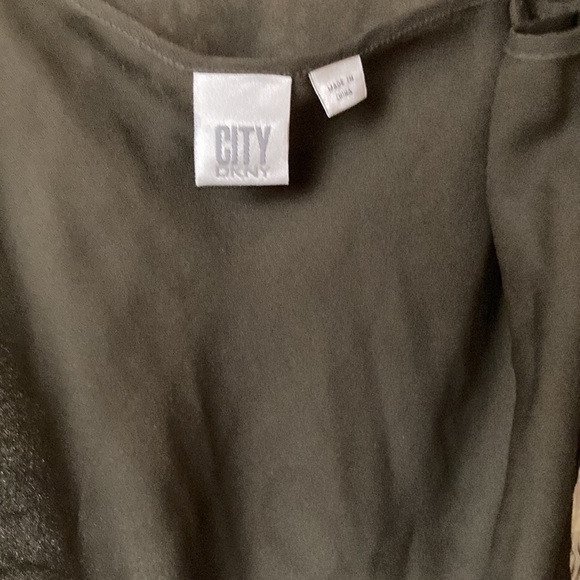 DKNY City silk boho style shirt, size 6 (see measurements), 3/4 sleeve - Picture 8 of 12